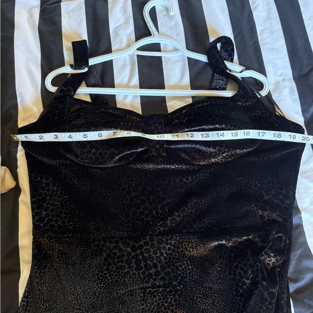 Black Velvet Dress with Subtle Leopard Print Shine - Picture 11 of 11